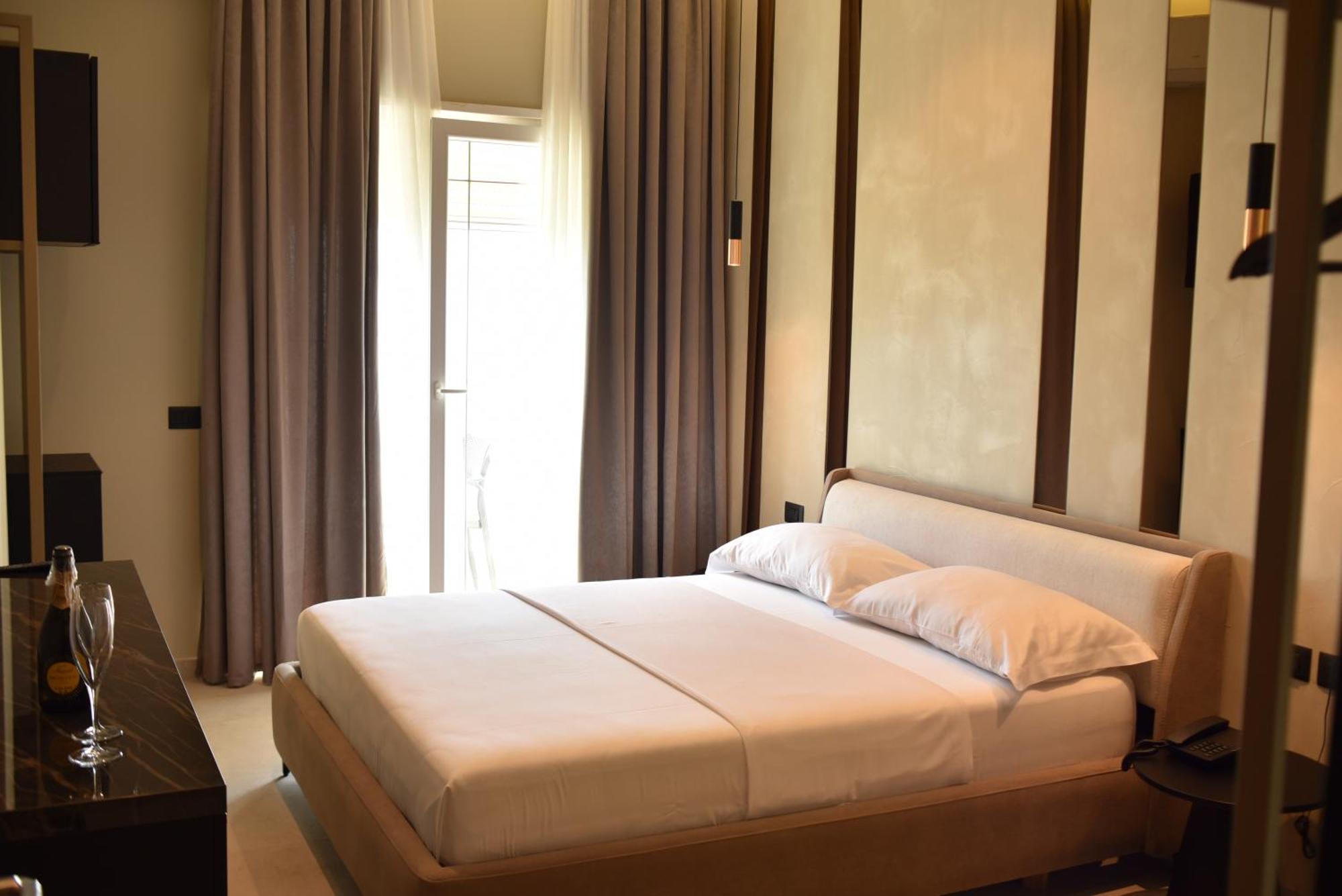 Nuna Hotel Radhime Ruang foto